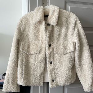 Zara sherpa jacket cropped